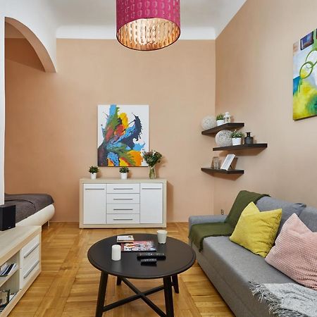 Prague Days - Cozy Flat In The Old Town Apartman Kültér fotó