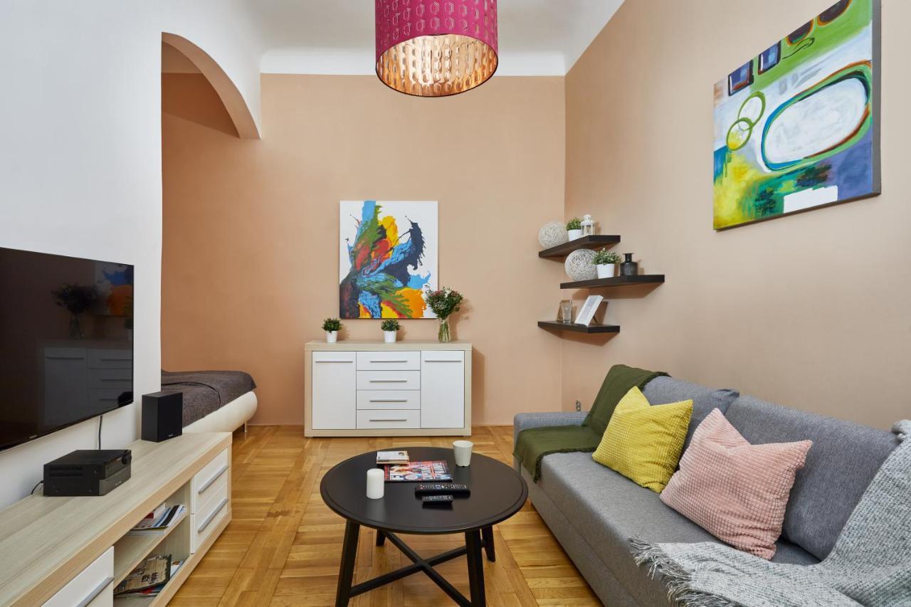 Prague Days - Cozy Flat In The Old Town Apartman Kültér fotó